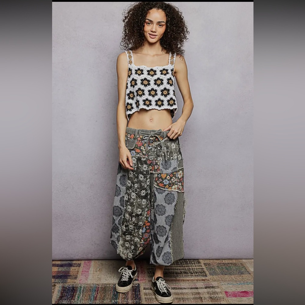 POL Multicolor Patchwork Wide-Leg Pants. (JUST IN for SPRING) - Picture 5 of 5